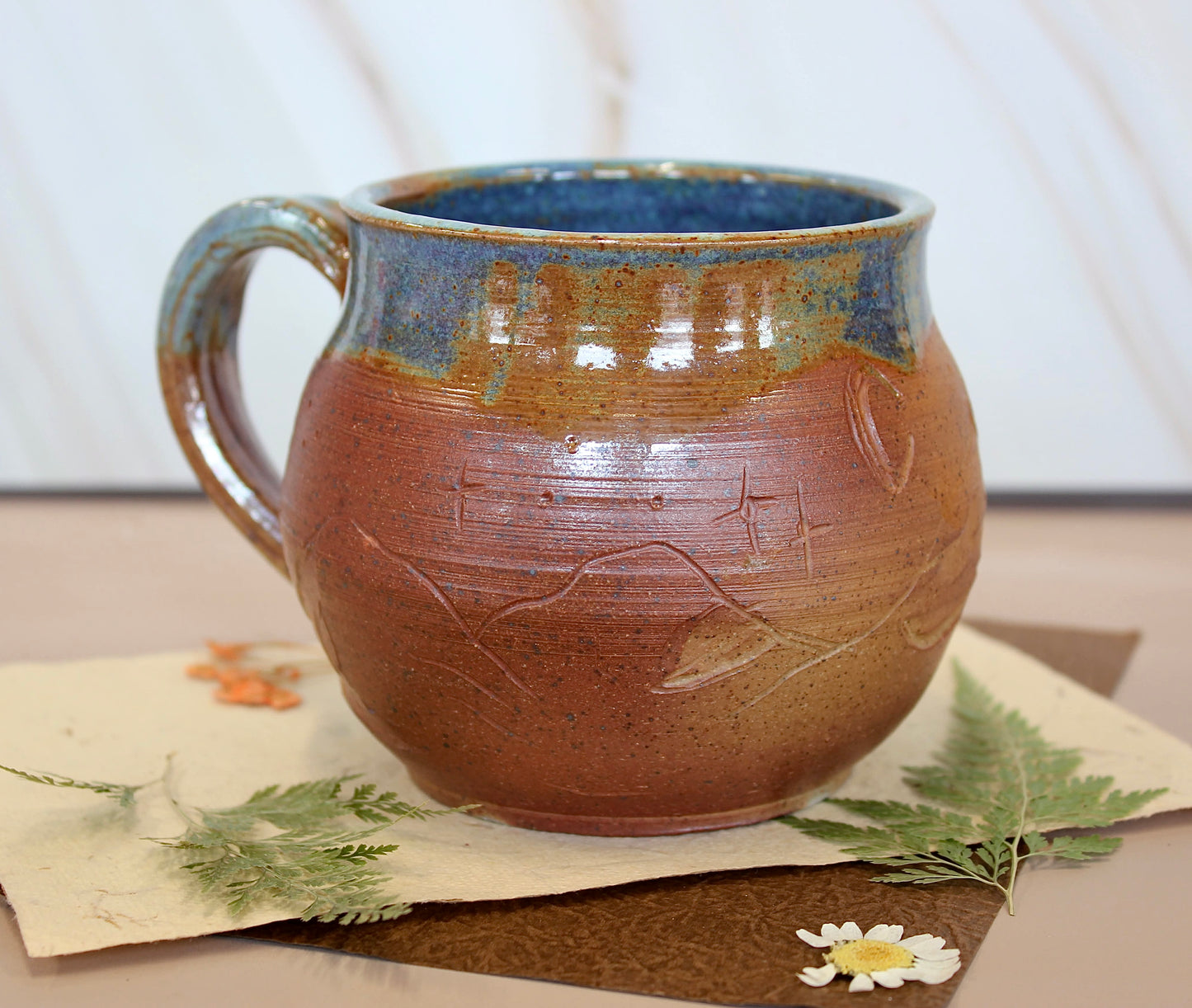 Mountain Carved Soda Mug